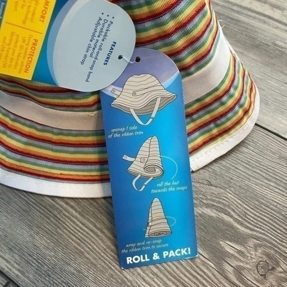 BANANA BOAT Toddler Sun Hat and Carter’s Toddler Water Shoes | size 9